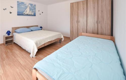 Kustici Apartment | 2 Bedroom Lovely Apartment In Kustici