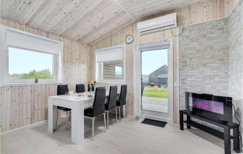 Ringkøbing-Skjern Municipality House | 2 Bedroom Lovely Home In Skjern
