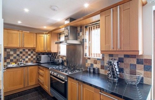 Woodseats House | 2 bedroom lux house in Sheffield
