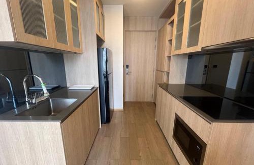 Sukhumvit Apartment | 2 Bedroom Luxury Apartment 3 min walk from BTS Ekkamai