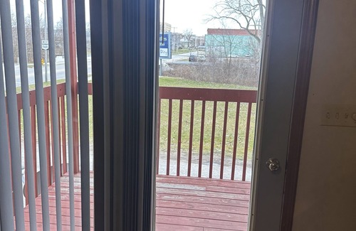 Findlay Apartment | 2 Bedroom near downtown Findlay