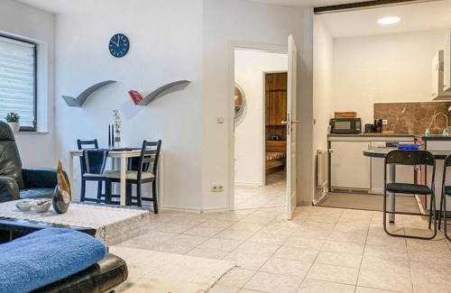 Zippendorf Apartment | 2 bedroom nice apartment in Schwerin