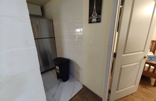 Holiday Apartment | 2 bedroom one bath holiday FLn