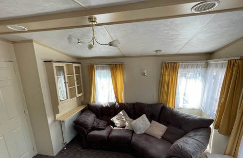 Glasgow House | 2 Bedroom Parkhome Uddingston