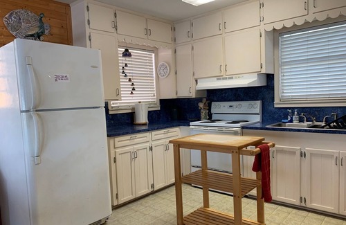 Matagorda House | 2 Bedroom Riverside Home Minutes From the Beach
