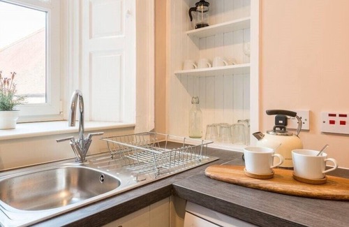 Dunbar Apartment | 2-bedroom, second-floor family holiday apartment with sea views
