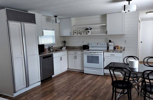 Sebastian Apartment | 2 Bedroom Single family 431373 by Houzlet