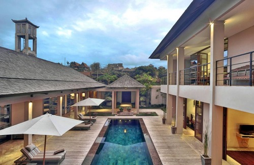Bukit Villa | 2 Bedroom stay in 4 Bedroom Pool Jimbaran Villa