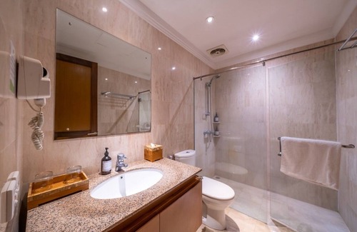 Dewi Sri Villa | 2 Bedroom Suite Residence with Pool Access