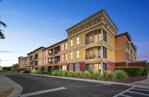 Carrollwood Apartment | 2 bedroom Tampa Condo at Private Golf Course condo