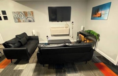 Osceola House | 2-bedroom townhome with den in Osceola