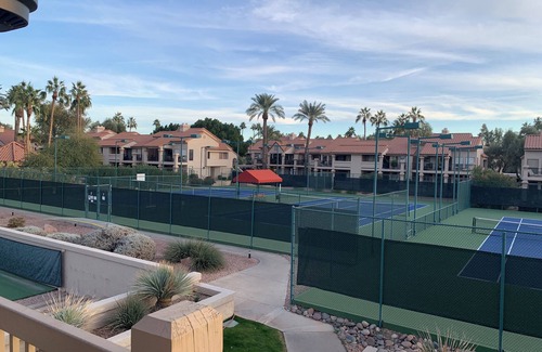 Central Scottsdale Condo | 2 Bedroom unit at the Scottsdale Racquet Club. Resort living, tennis, pools, spa