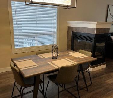 Grande Prairie House | 2 bedroom upper level home in Grande Prairie