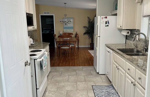 Barefoot Bay House | 2-bedroom vacation home 23 minutes from Wabasso Beach Park
