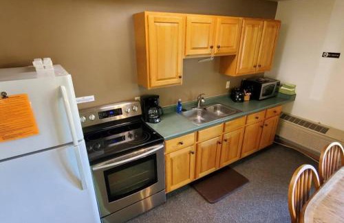 Ray Villa | 2 Bedroom Walleye Villa In Voyageurs National Park