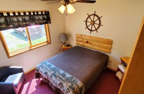 Ray Villa | 2 Bedroom Walleye Villa In Voyageurs National Park