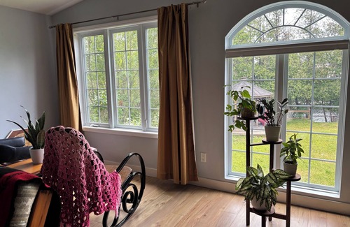Fenelon Falls Cottage | 2 Bedroom Waterfront Getaway in Fenelon Falls