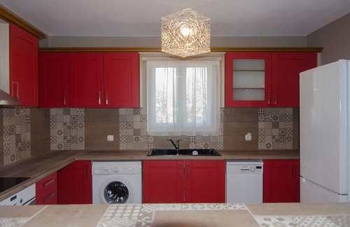 Khelmata Apartment | 2 bedrooms apt, 4km from Lassi,8km from the Airport