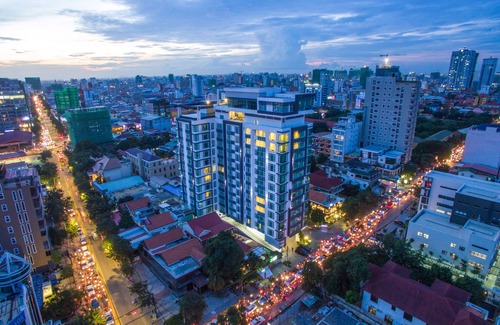 Chamkar Mon Apartment | 2 Bedrooms Suite - Residia at Silvertown