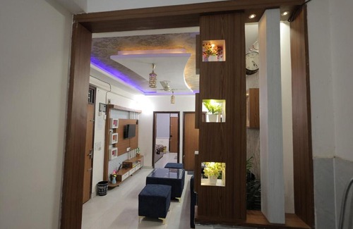 Jaipur Apartment | 2 bhk home stay Cabin Crush