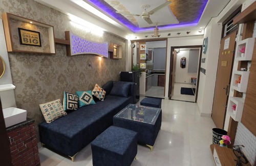 Jaipur Apartment | 2 bhk home stay Cabin Crush