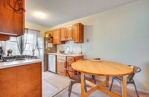 Woodmont House | 2 Blocks to Beach: Walkable Woodmont Village Home