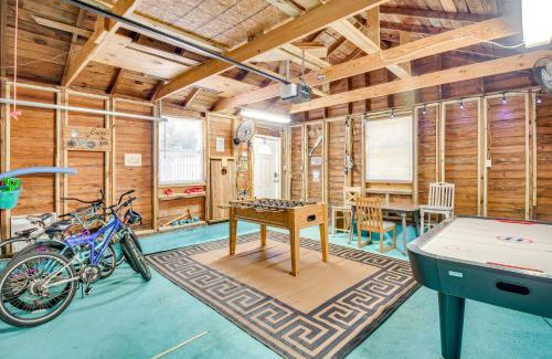 Historic District House | 2 Blocks to Canal St New Smyrna Beach Home