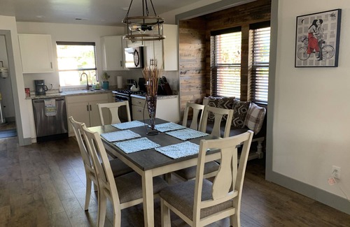 Fruita House | 2 blocks to downtown Fruita