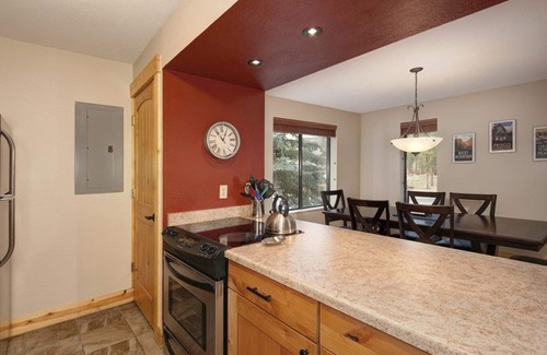 Frisco Condo | 2 blocks to Main Street - Easy access to ski Copper/Breckenridge - Virtual Tour