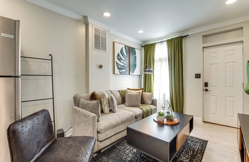 Canton House | 2 Blocks to Patterson Park: Urban Stay Near Eats