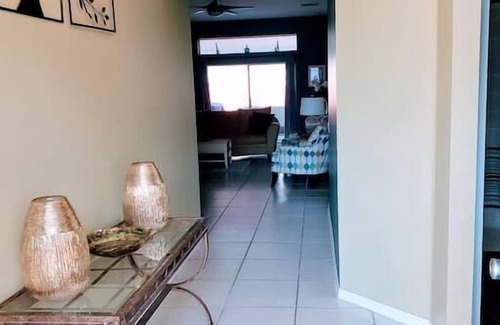 South Pointe of Tampa House | 2 BR/1 BA Single Family Home In The Heart Of Riverview! Near Many Tampa Attractions!