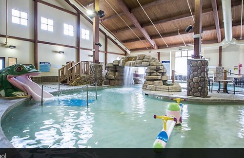 Wisconsin Dells Cabin | 2 BR, 2 B lumber