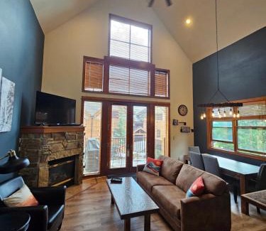 Keystone House | 2 BR, 2 BA Mountain View Family Friendly Condo BCA-45499