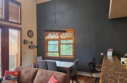 Keystone House | 2 BR, 2 BA Mountain View Family Friendly Condo BCA-45499