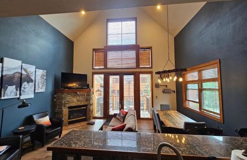 Keystone House | 2 BR, 2 BA Mountain View Family Friendly Condo BCA-45499