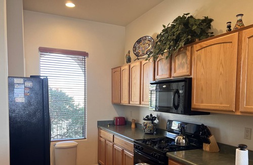 Canoa Ranch House | 2 BR 2 Bath in Canoa Ranch an age restricted, gated, golf course community.