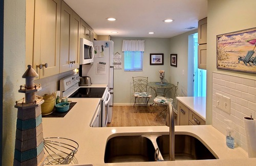 St. Augustine Beach Condo | 2 BR, 2 Bath Oceanfront condo, sunny balcony, 3rd Floor view of ocean&courtyard