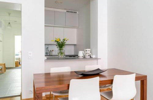 Ullanlinna Apartment | 2 br apartment in Ullanlinna