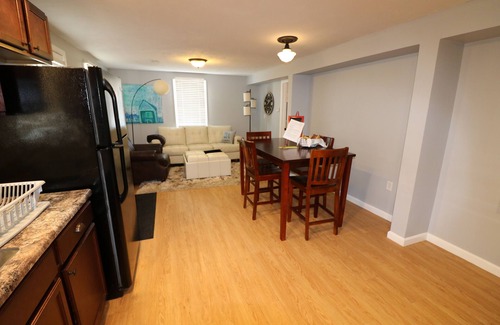 Wilmington Apartment | 2-BR Carriage House near World Equestrian Center, college, hospital