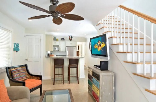 Old Town House | 2 BR Charmer w/Pool, Old Town, Key West - "A Stone's Throw"