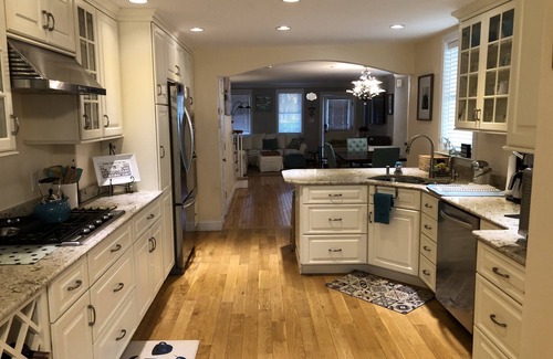 Eastport House | 2 BR home on quiet street in Eastport with lovely screened porch.