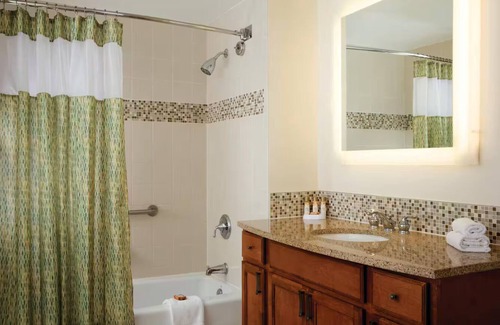 Poipu Resort | 2 BR Marriott Beachfront Villa - Island View
