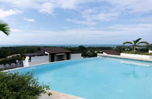La Ceiba Apartment | 2 BR Ocean view apt playa bonita