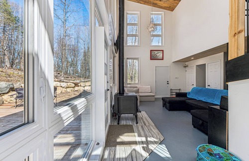 Grenville-sur-la-Rouge Ski Chalet | 2 chalets close to each other