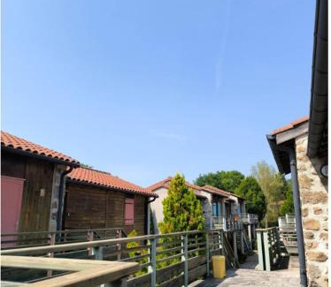 Chomelix Ski Chalet | 2 chalets en Auvergne, avec jardin, ou avec terrasse