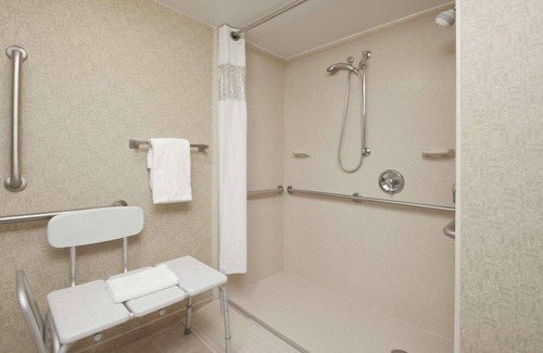 Castleton Hotel | 2 Connecting Suites at a Hotel