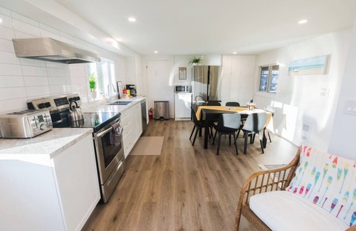 Tudor and Cashel Cottage | 2 Cottages Side-by-Side - Waterfront -Hot Tub-Pets