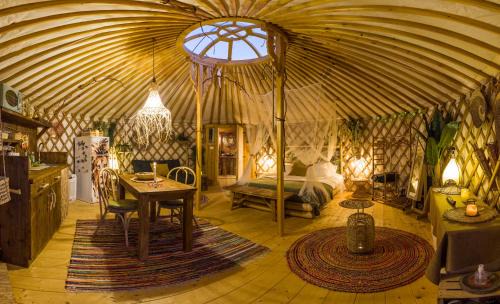 Torre A Castello Other | 2 CUORI E 1 YURTA Glamping in Tuscany - Adults Only