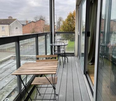 Dublin Apartment | 2 double bedrooms apartment near airport & town