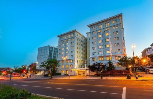 Kalorama Heights Hotel | 2 Elegant Stays with Onsite Dining & Complimentary Coffee in the Heart of D.C.